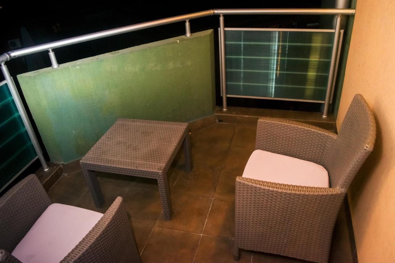 Apartment Aleksija Nisz Zewnętrze zdjęcie