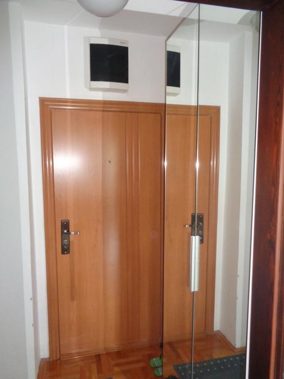 Apartment Aleksija Nisz Zewnętrze zdjęcie