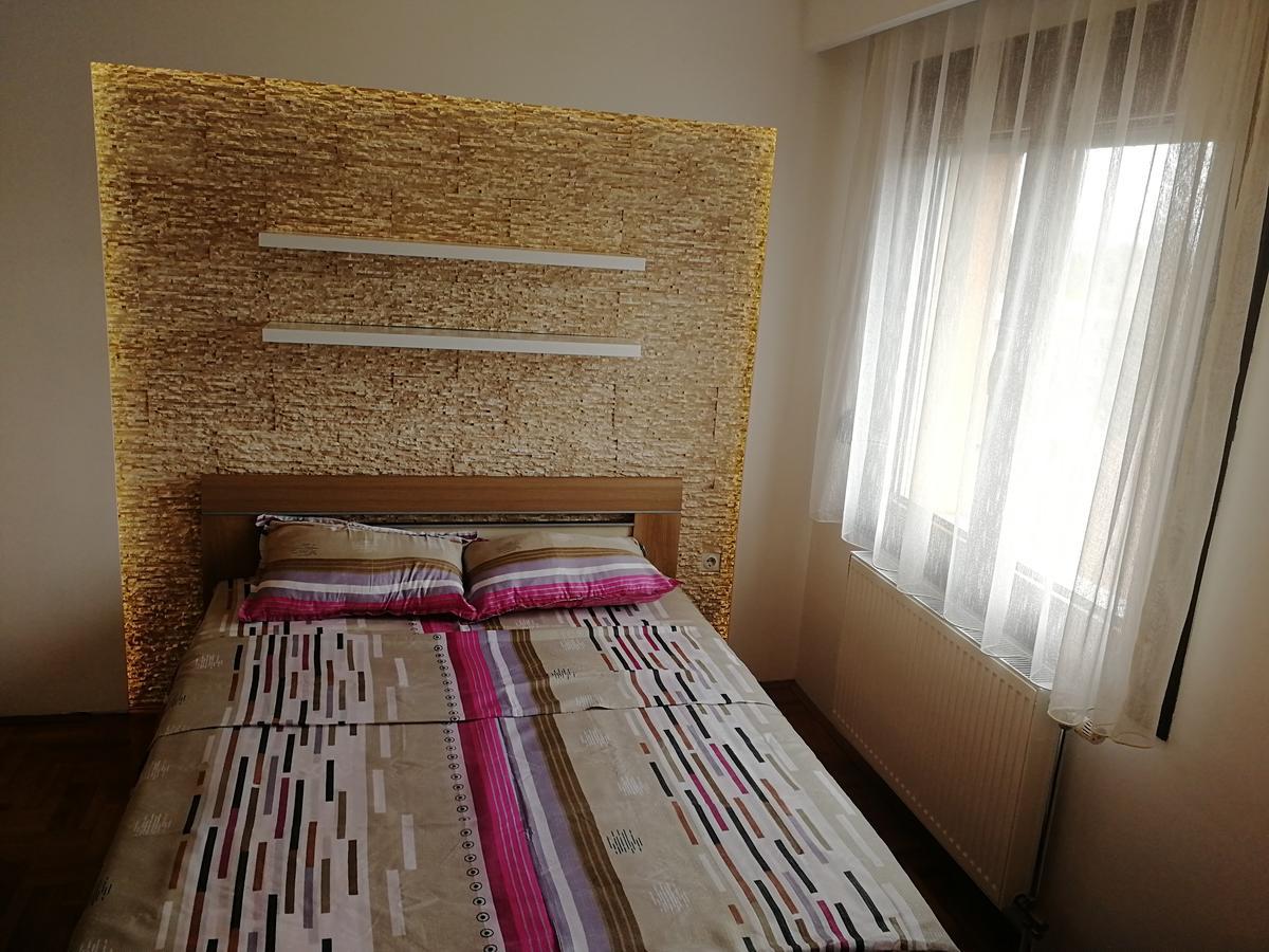 Apartment Aleksija Nisz Zewnętrze zdjęcie
