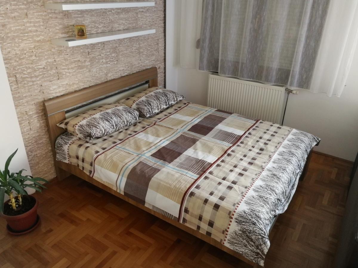 Apartment Aleksija Nisz Zewnętrze zdjęcie